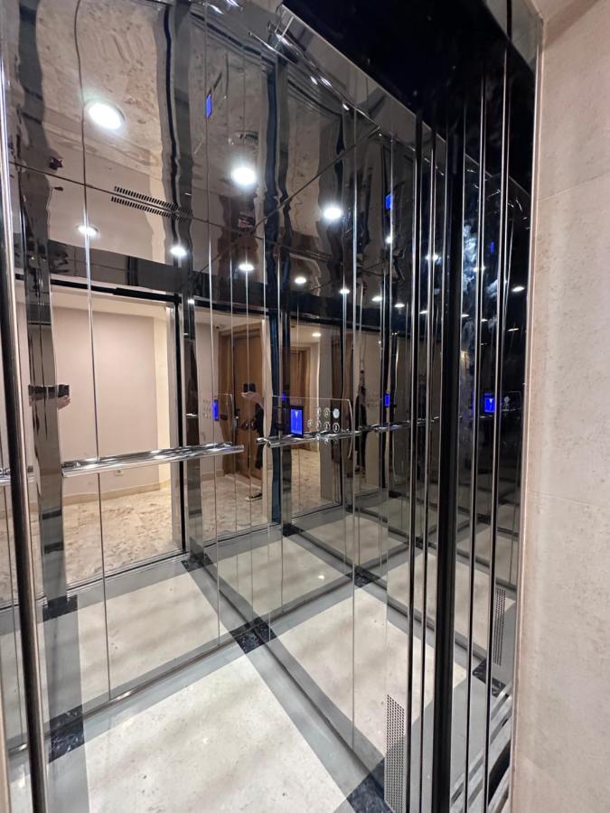 Hotel Embassy Tiflis Dış mekan fotoğraf