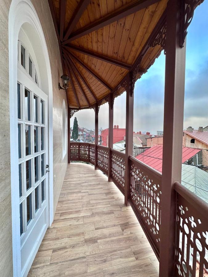 Hotel Embassy Tiflis Dış mekan fotoğraf