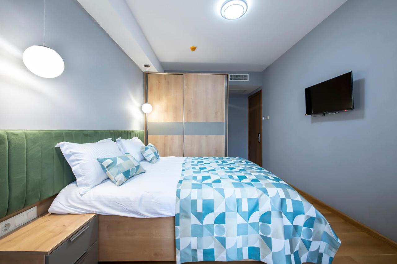 Hotel Embassy Tiflis Dış mekan fotoğraf
