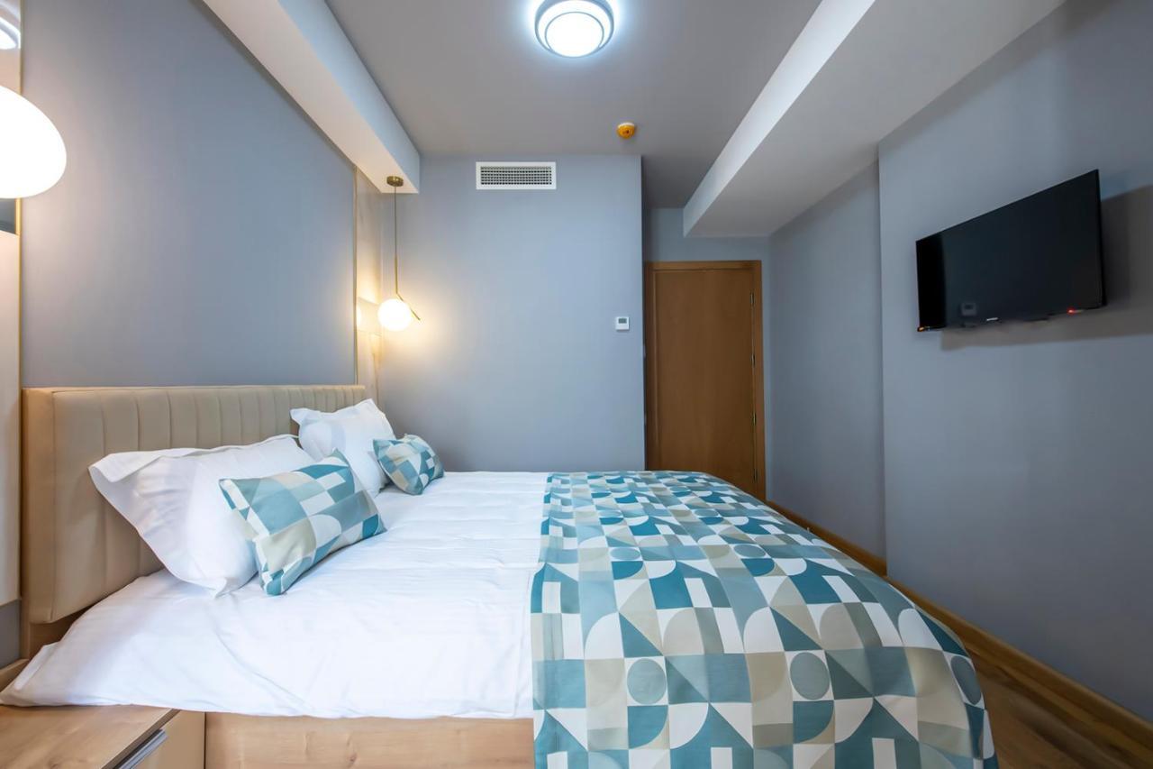 Hotel Embassy Tiflis Dış mekan fotoğraf